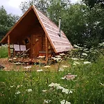 Acorn Glade Glamping 约克