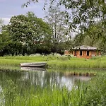 Acorn Glade Glamping 山林小屋