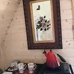Orman Evi Acorn Glade Glamping *