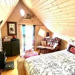 롯지 Acorn Glade Glamping