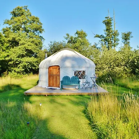 Acorn Glade Glamping * York