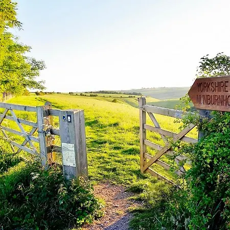 Acorn Glade Glamping Orman Evi *