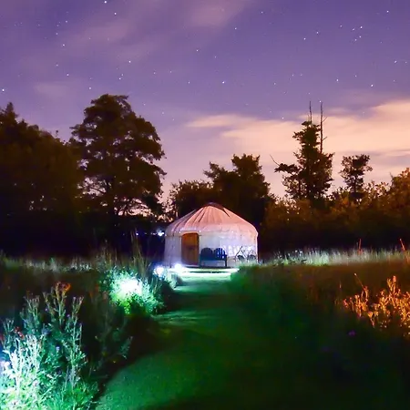 Lodge Acorn Glade Glamping *