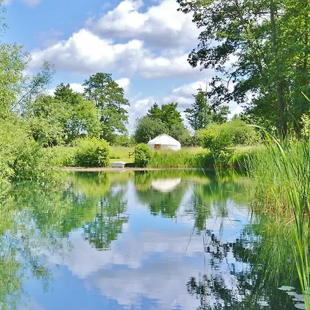 Acorn Glade Glamping *