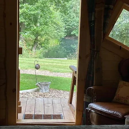 Acorn Glade Glamping *