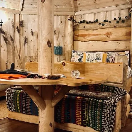 Acorn Glade Glamping