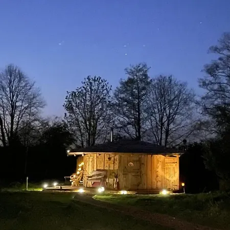 Acorn Glade Glamping Lodge *