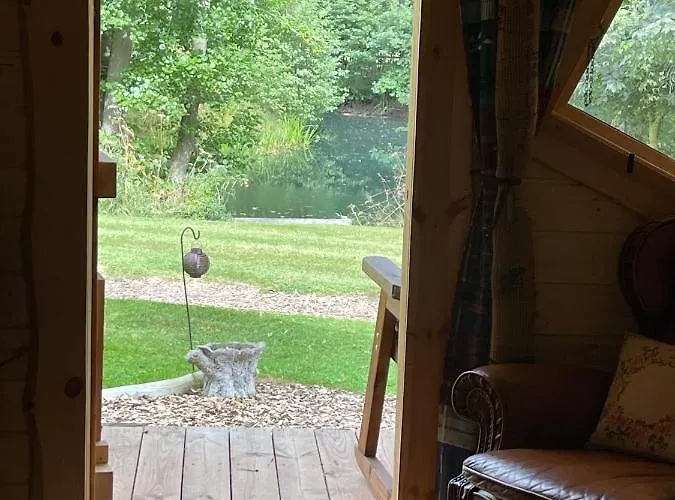 Acorn Glade Glamping *