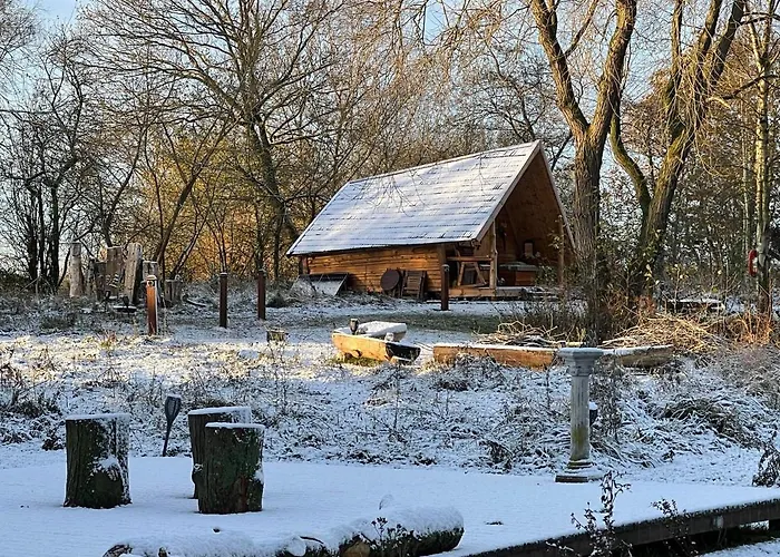 Lodge Acorn Glade Glamping York