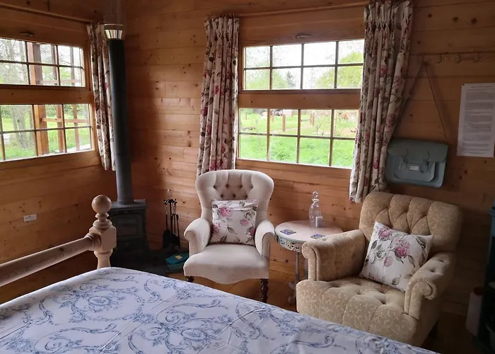 Acorn Glade Glamping