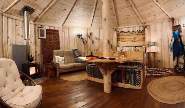 Acorn Glade Glamping