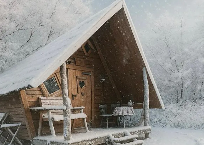 Lodge Acorn Glade Glamping *