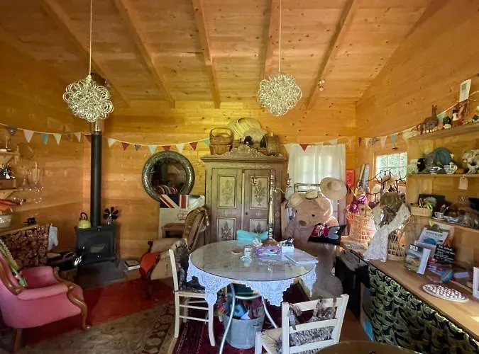 Acorn Glade Glamping