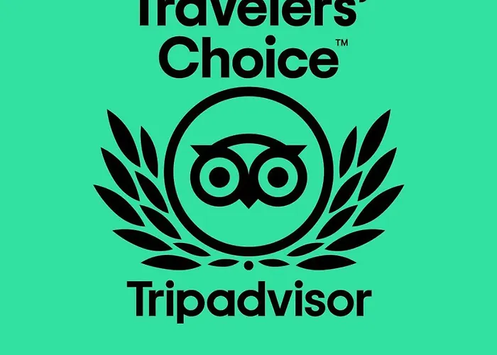 Lodge Acorn Glade Glamping *